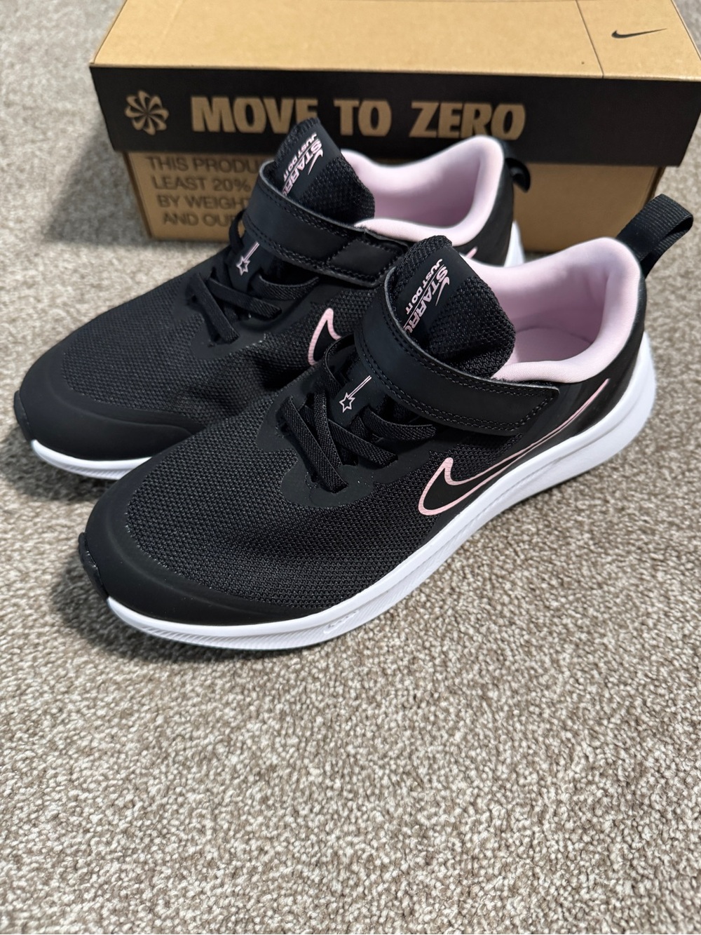 Nike Star Runner Shoes - sz 3